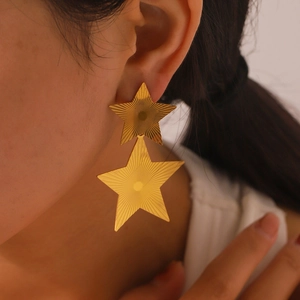 18k gold plated double star earrings with radiant texture on minimalist stud design