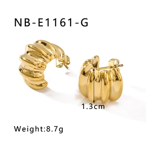Details von 1,3 cm 18k vergoldeten Edelstahl C-Ohrringen mit gewellter Textur