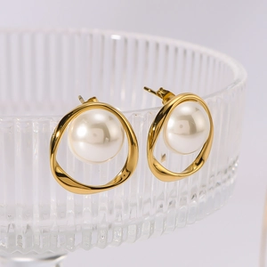 Oval hollow 18k gold plated stainless steel stud earrings with large white pearls