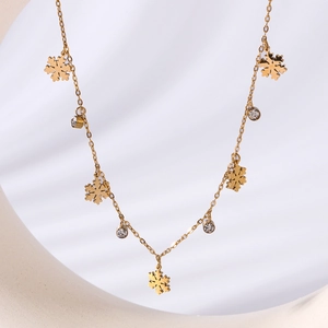 Elegante Schneeflocke Anhänger Halskette Edelstahl 18K Vergoldet Zirkonia Winter Schmuck Für Damen Stilvolles Geschenk