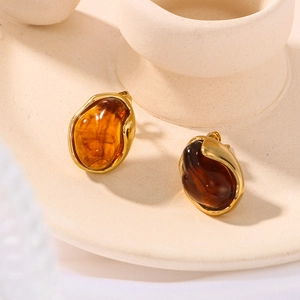 Retro round resin stud earrings with 18K gold plated stainless steel border