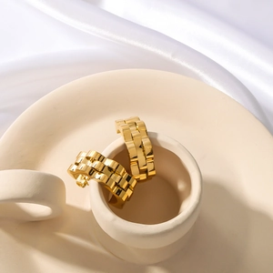 Orecchini a cerchio a maglie in acciaio inossidabile placcato oro 18K stile catena