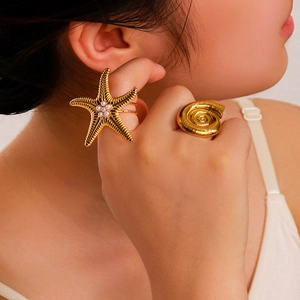 Gold ocean themed starfish and seashell rings set with mini pearls for women