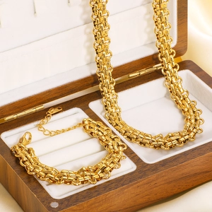 Chunky gold braided chain necklace and bracelet set in 18k gold plated stainless steel