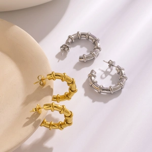 Boucles D'oreilles Créoles En Forme De C En Acier Inoxydable Plaqué Or 18K Pour Femmes Design Nœud De Bambou Tubulaire Creux