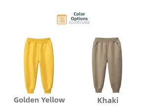 Détail de pantalons de sport enfant en coton doré et kaki avec poignets côtelés