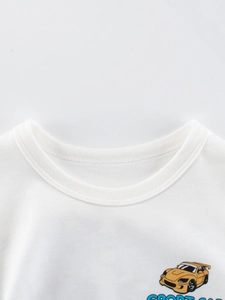 T-shirt manches longues pour enfant en coton blanc avec motif voiture et col côtelé