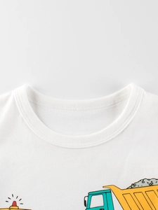 White cotton kids T-shirt with cartoon truck print and durable crew neck collar