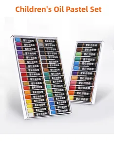 Set van 12 en 36 professionele oliepastels voor kinderen op een witte achtergrond