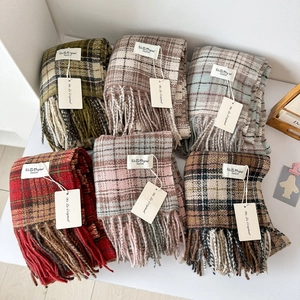 Women's Vintage Checkered Faux Cashmere Scarf With Tassels Winter Warm Plaid Shawl Soft Wrap Fashion Casual Accessories