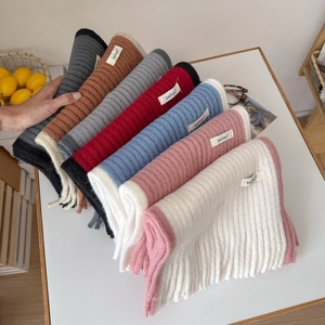 Écharpe en Tricot Aspect Mohair pour Femmes Avec Glands Écharpe d'Hiver Chaude Épaissie Bloc de Couleur Texture à Côtes Style Coréen
