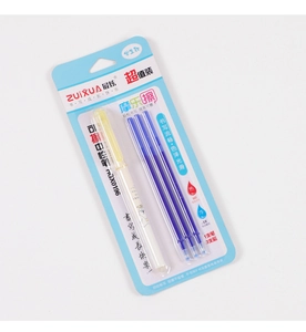 Détail du set de stylo gel effaçable 0,5 mm avec trois recharges d'encre bleue incluses
