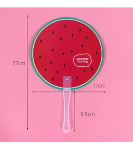 Handwaaier in watermeloen ontwerp met tekst, totale hoogte 27cm en breedte 17cm