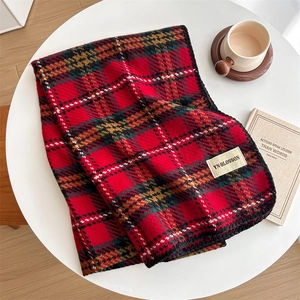 Classic red and green plaid scarf with thick cashmere feel and vintage stitching