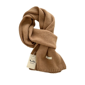 Sciarpa classica in 100% lana australiana color cammello con spessa trama a costine