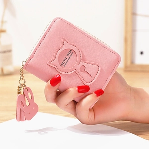 Cartera Pequeña de Gato en Relieve Para Mujeres Niñas Cuero PU Monedero Corto Con Cremallera Con Colgante de Conejo de Borla