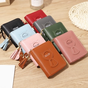 Cartera corta para mujer con diseño de gato y borlas disponible en varios colores