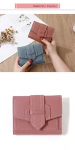 Détail de portefeuilles compacts en cuir PU avec texture litchi et surpiqûres
