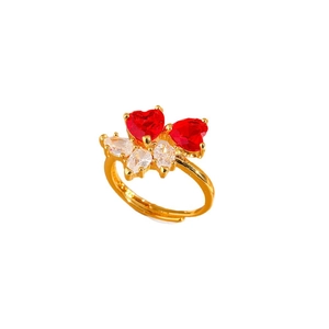 Bague ouverte dorée avec deux pierres cœur rouges et accents de zircon clairs