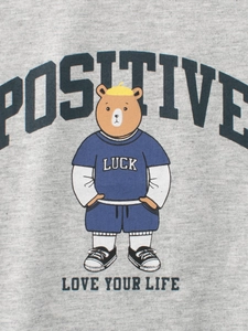 Zomershortset voor kinderen met grijs t-shirt, cartoon beer en positieve tekst