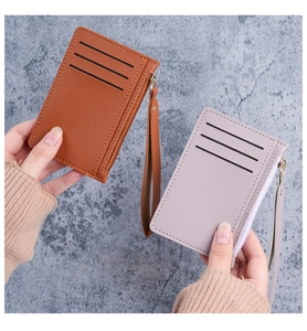Slim leather card holder with three card slots and a convenient side zipper pocket