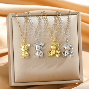 Luxurious teddy bear necklaces with sparkling crystals in gold and silver plating