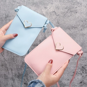 Borsa A Tracolla Per Cellulare Da Donna Pelle PU Fibbia A Forma Di Cuore Schermo Tattile Trasparente Mini Borsa A Spalla