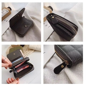 Vue détaillée du portefeuille compact à carreaux avec fentes pour cartes et zip en métal