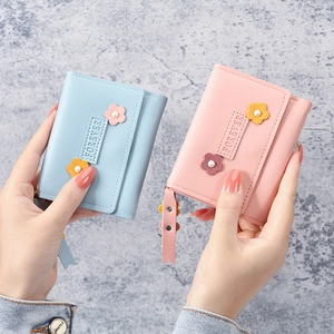 Portefeuilles courts en cuir PU pour femmes en bleu clair et rose avec fleurs et perles