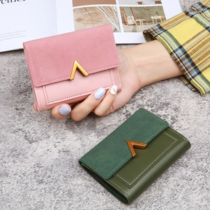 Three-fold short PU leather wallet for women with V-shaped metal clasp and color block design