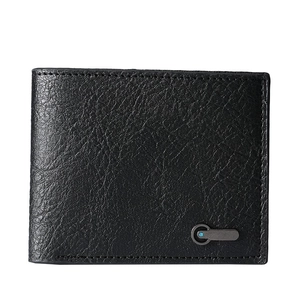 Classic men's black lychee grain leather bifold wallet with metal logo and contrast stitching