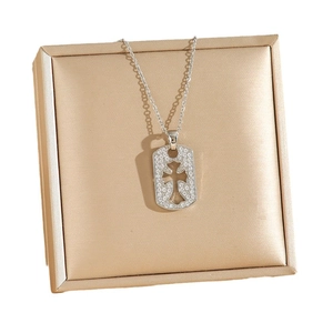 Pendente croce traforata in acciaio inossidabile argento con cristalli scintillanti