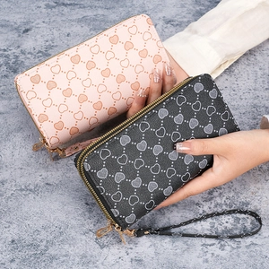 Double zipper long wallet for women with heart pattern and detachable wristlet strap