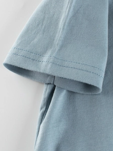 Light blue cotton t-shirt for boys with slub texture and double-stitched sleeves