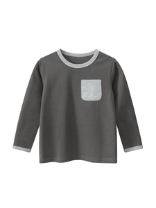 Langärmliges Jungen-T-Shirt aus Baumwolle mit grauem Kontrast-Rundhalsausschnitt und Tasche