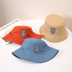 Chapeau Bob Réversible Pour Femmes Avec Ours À Damiers Décontracté Protection Solaire Polyester Voyage En Plein Air