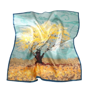 Seidenquadrat-Schal mit impressionistischer Goldener-Baum-Malerei und blauem Rand
