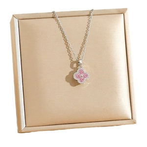 Elegant silver clover necklace with sparkling pink zircons and delicate link chain