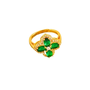 Vintage gold four-leaf flower pendant necklace with green marquise zircon stones