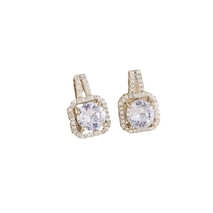Boucles d'oreilles luxueuses en or 18 carats avec zircon carré et cristaux pavés