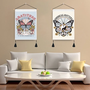 Set di arazzi vintage con farfalle e girasoli con appendini in legno e nappe nere