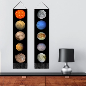 Lot de tentures murales planètes du système solaire avec barres en bois et pompons