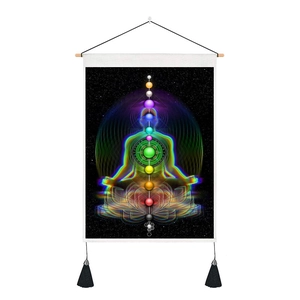 Tenture murale de méditation Zen avec chakras, motif lotus et élégants glands noirs