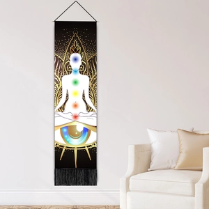 Tenture indienne mandala avec 7 chakras et design œil protecteur pour méditation