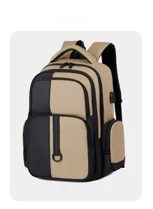 Sac à dos d'affaires kaki avec plusieurs compartiments et un port USB externe intégré