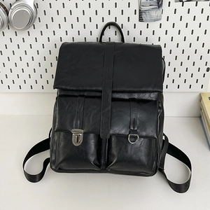 Zaino vintage da donna in pelle PU nera con tasche a patta e grande capacità interna