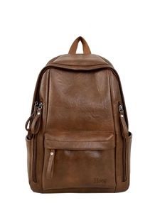 Vista frontal de mochila vintage en cuero marrón con cremallera doble y logo Hoog