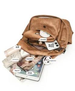 Vista interior del bolso tote marrón vintage grande que muestra su espaciosa capacidad