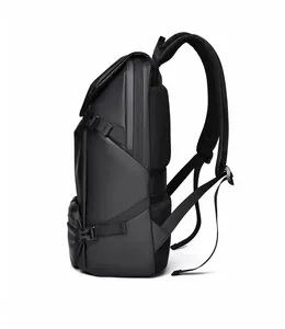 Vue latérale du sac à dos business noir montrant les zips et le système dorsal en filet