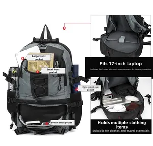 Dettaglio zaino tattico con scomparto per laptop da 17 pollici e tasche multiple